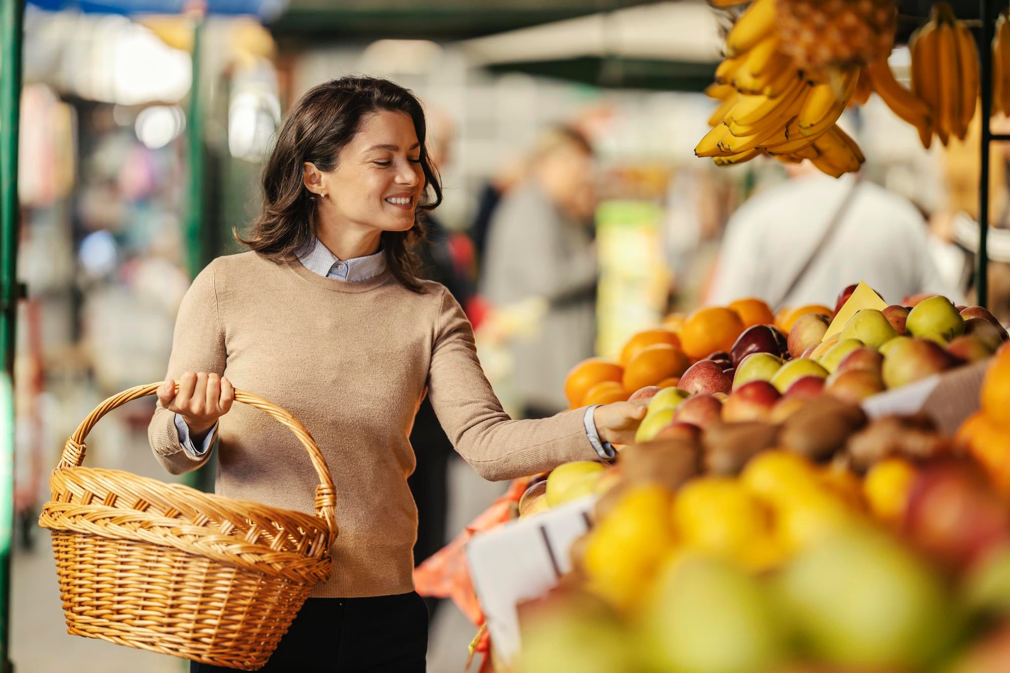 Doğru Tropik Meyve Seçimi: Ananas, Mango ve Avokado İçin Pratik Rehber